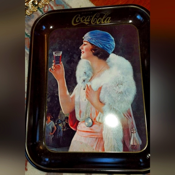 Reproduction Coca Cola Flapper Girl Serving Tray - Picture 1 of 1
